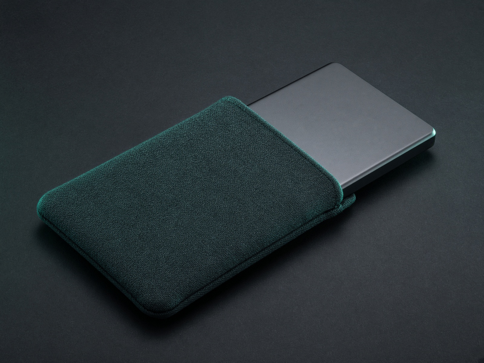 Nimbus 2TB — Pocket SSD. USB 3.2. No spinning, no drama.